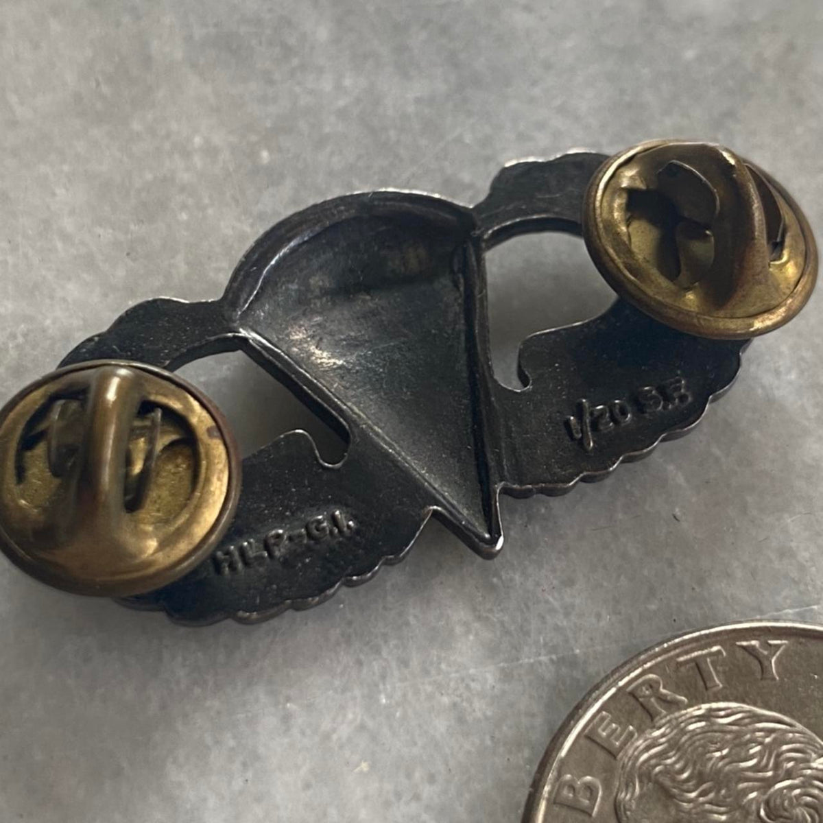vintage WW2 paratrooper pin
