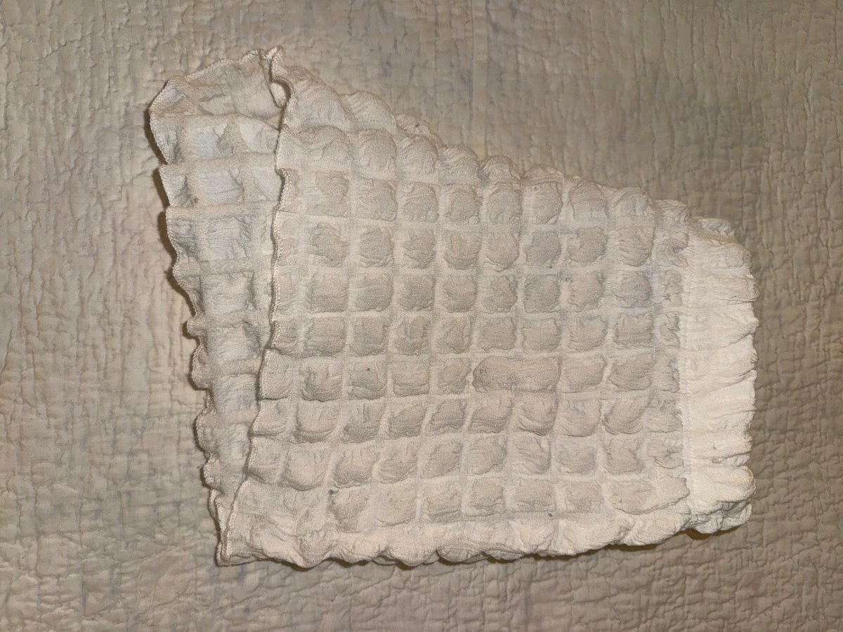 Madrag - White Puffy Short Shorts