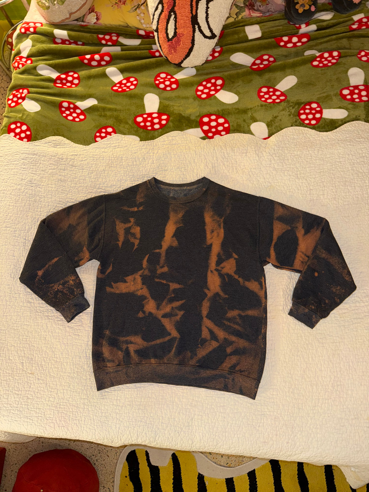 Fruit of the Loom - Custom Bleached Grunge “Tiger Stripe” Sweatshirt