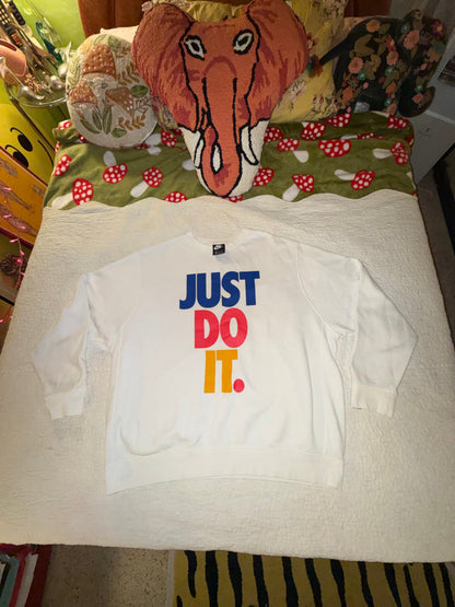 Nike - White “Just Do It” Sweatshirt