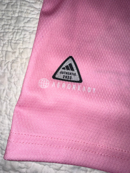 Club Internacional De Futbol - Commemorative Pink and Blue Messi Jersey
