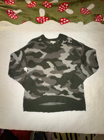 Ultra Flirt - Oversized Camo Sweater