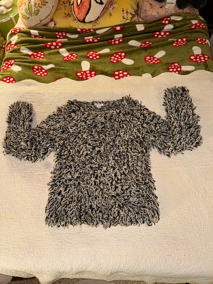 Glamorous - Giant Multicolor ‘Pom-Pom’ Shaggy Fringe Sweater in Black White and Grey - Urban Outfitters