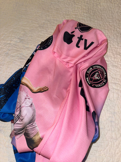 Club Internacional De Futbol - Commemorative Pink and Blue Messi Jersey