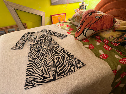Diane Von Furstenberg - 100% Silk Zebra Wrap Dress