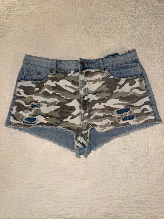 BDG - Dree High Rise Cheeky Denim Camo Jean Shorts - Urban Outfitters