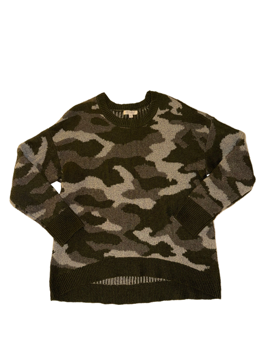 Ultra Flirt - Oversized Camo Sweater