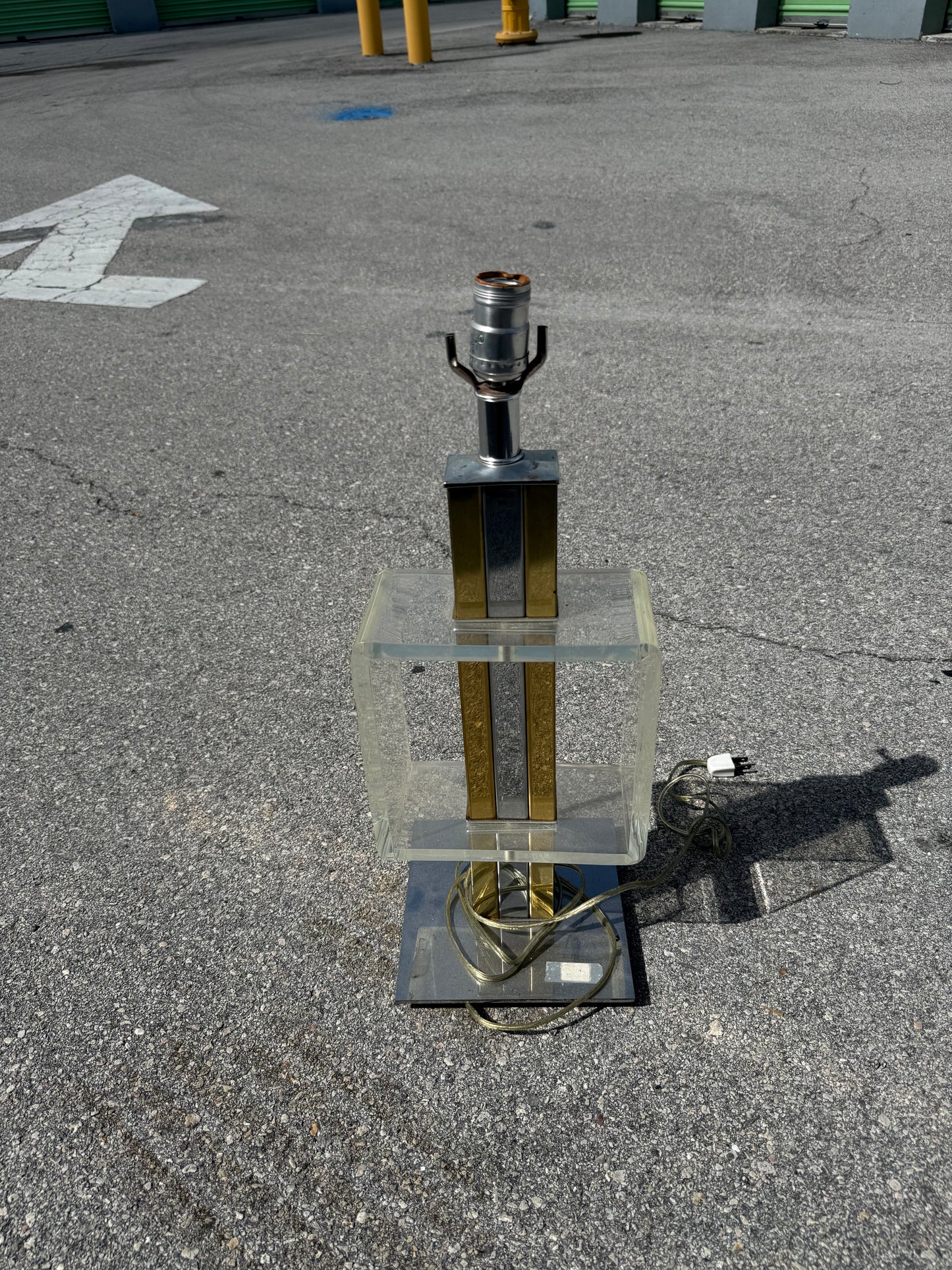 midcentury modern 1970s - 1980s Lucite lamp w/ brass & chrome accents