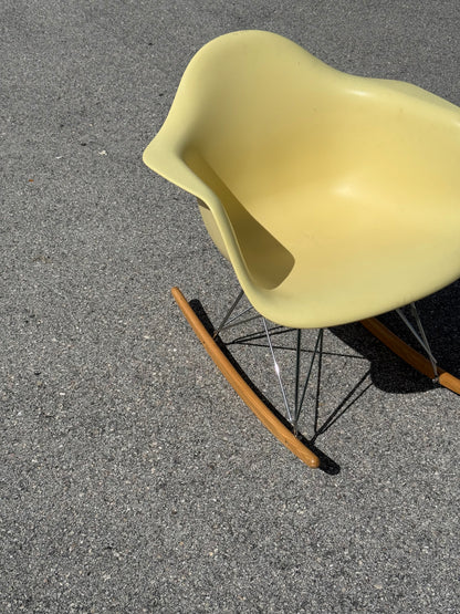 Eames Style Yellow Modernist Fiberglass Rocking Chair (reproduction)