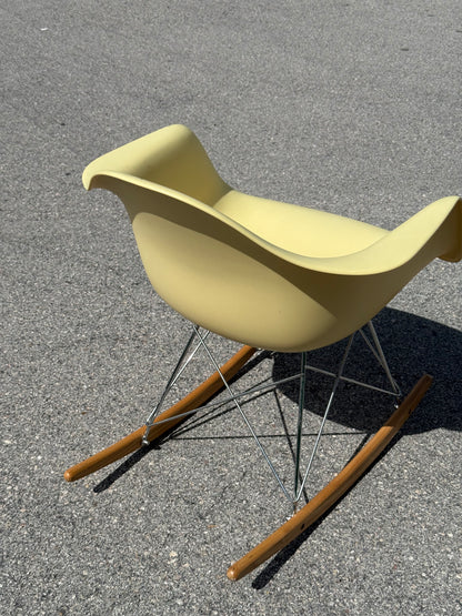 Eames Style Yellow Modernist Fiberglass Rocking Chair (reproduction)