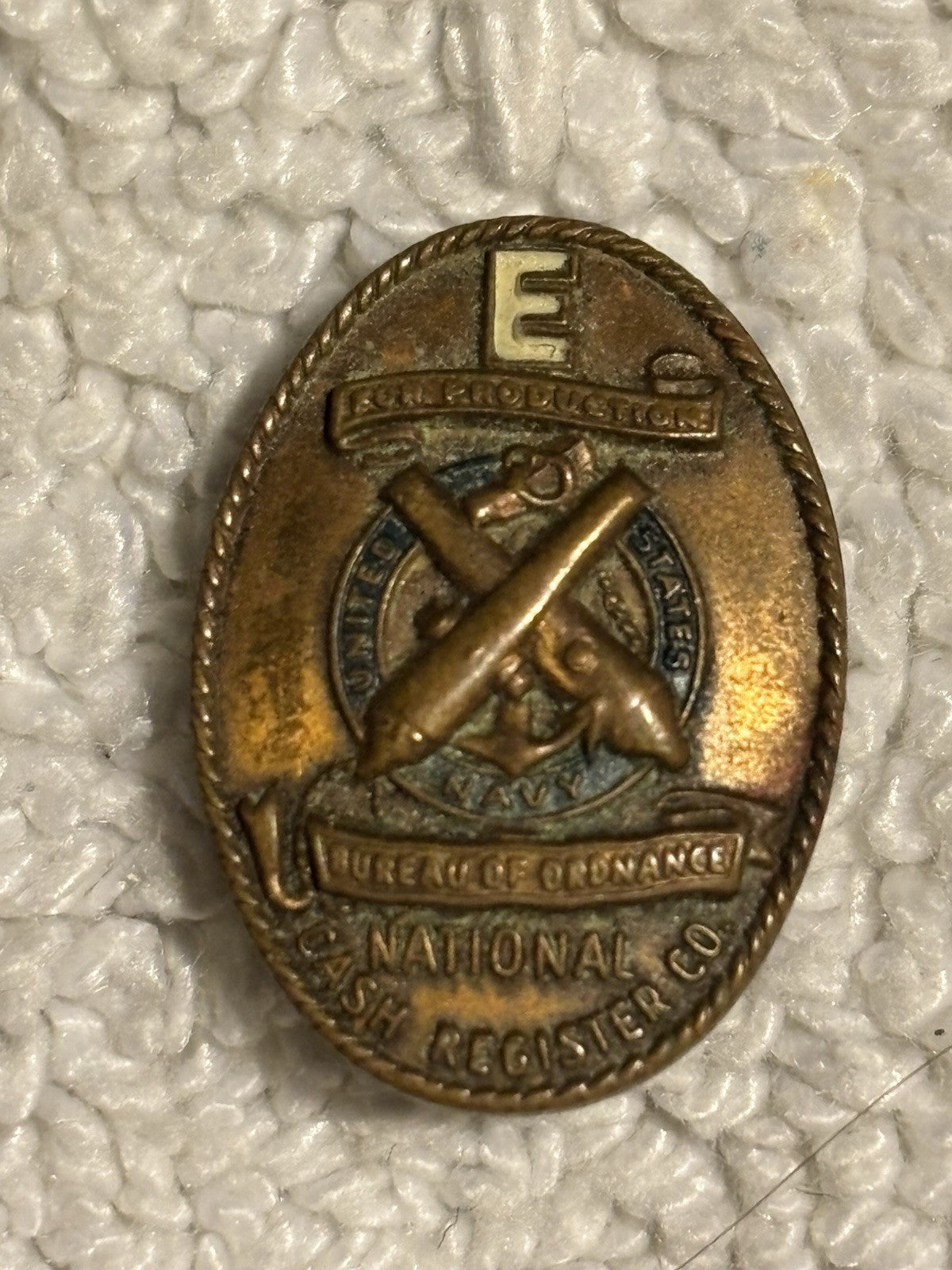 WWII Navy E Production Award National Cash Register Co. Pin Bureau of Ordnance