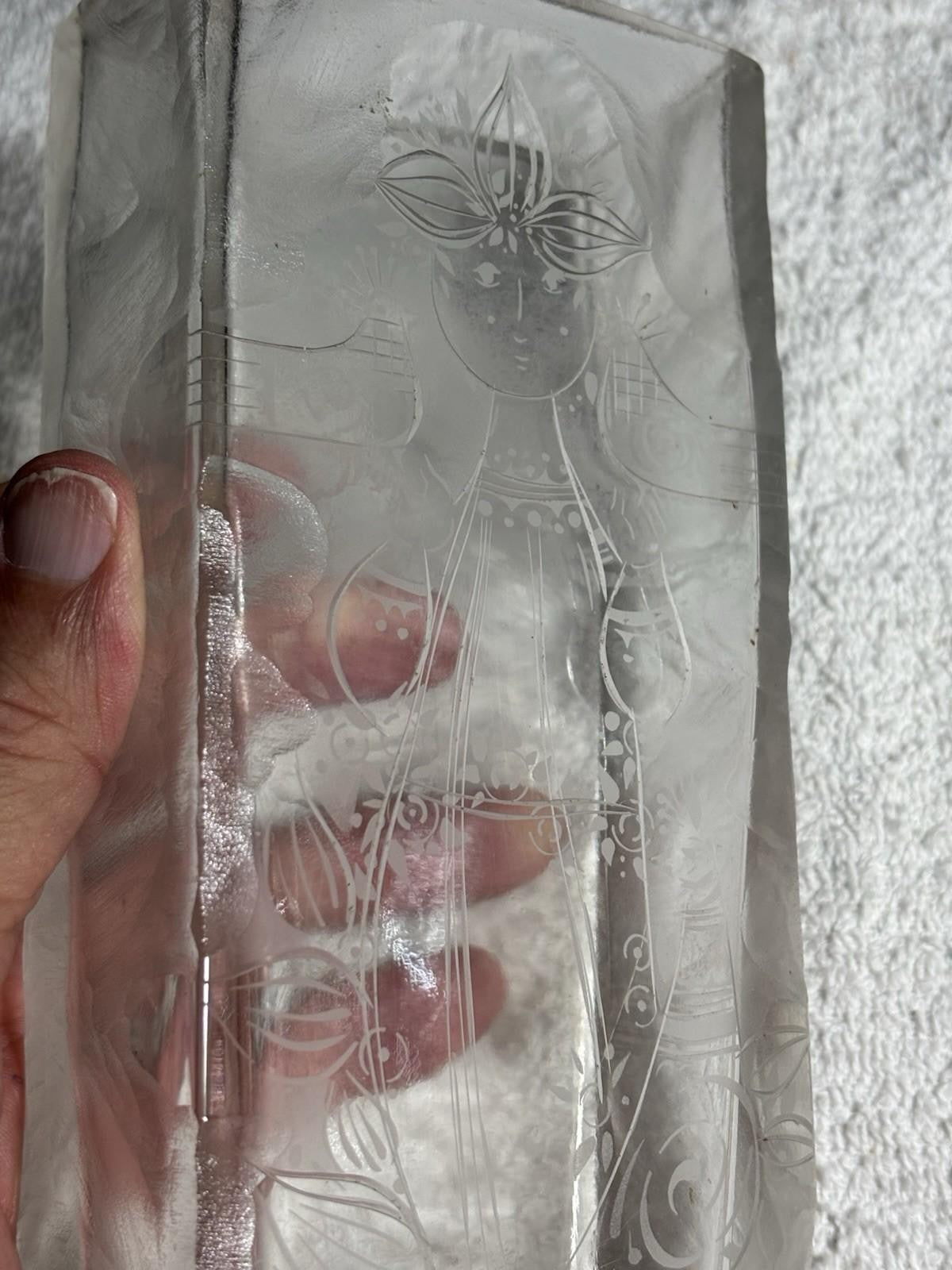 Rosenthal Germany Studio Linie Bjorn Wiinblad Carved  Engraved Glass Vase 8 7/8”
