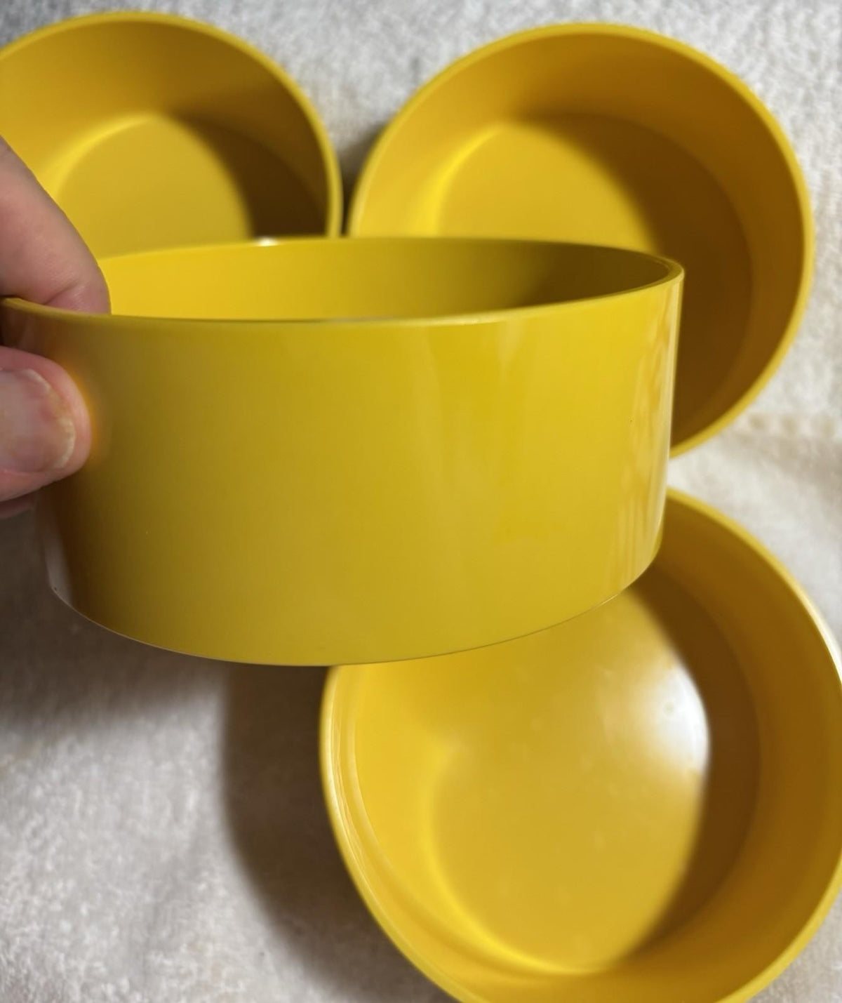 4 Heller Massimo Vignelli Bowls Yellow Melamine Stackable Mod 5" by 2.25"