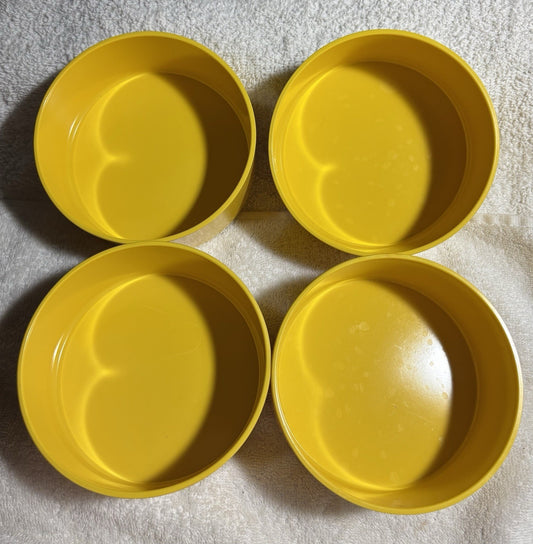 4 Heller Massimo Vignelli Bowls Yellow Melamine Stackable Mod 5" by 2.25"