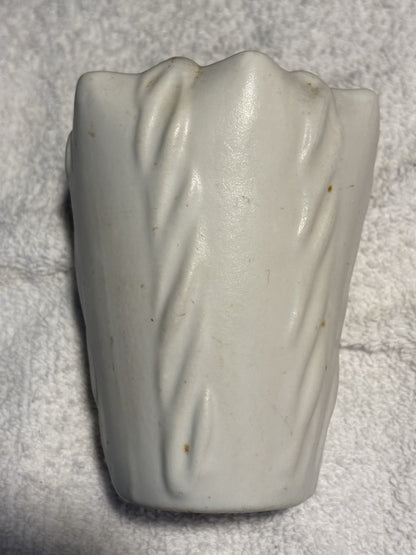 Vintage Van Briggle Pottery Vase Moonglow White 5“ Tall #35