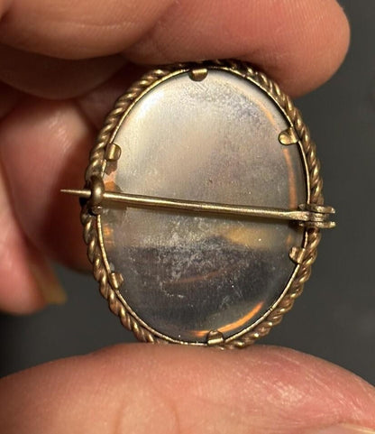 19th Century Victorian Translucent Banded Agate Gold Filled Brooch C Clasp
