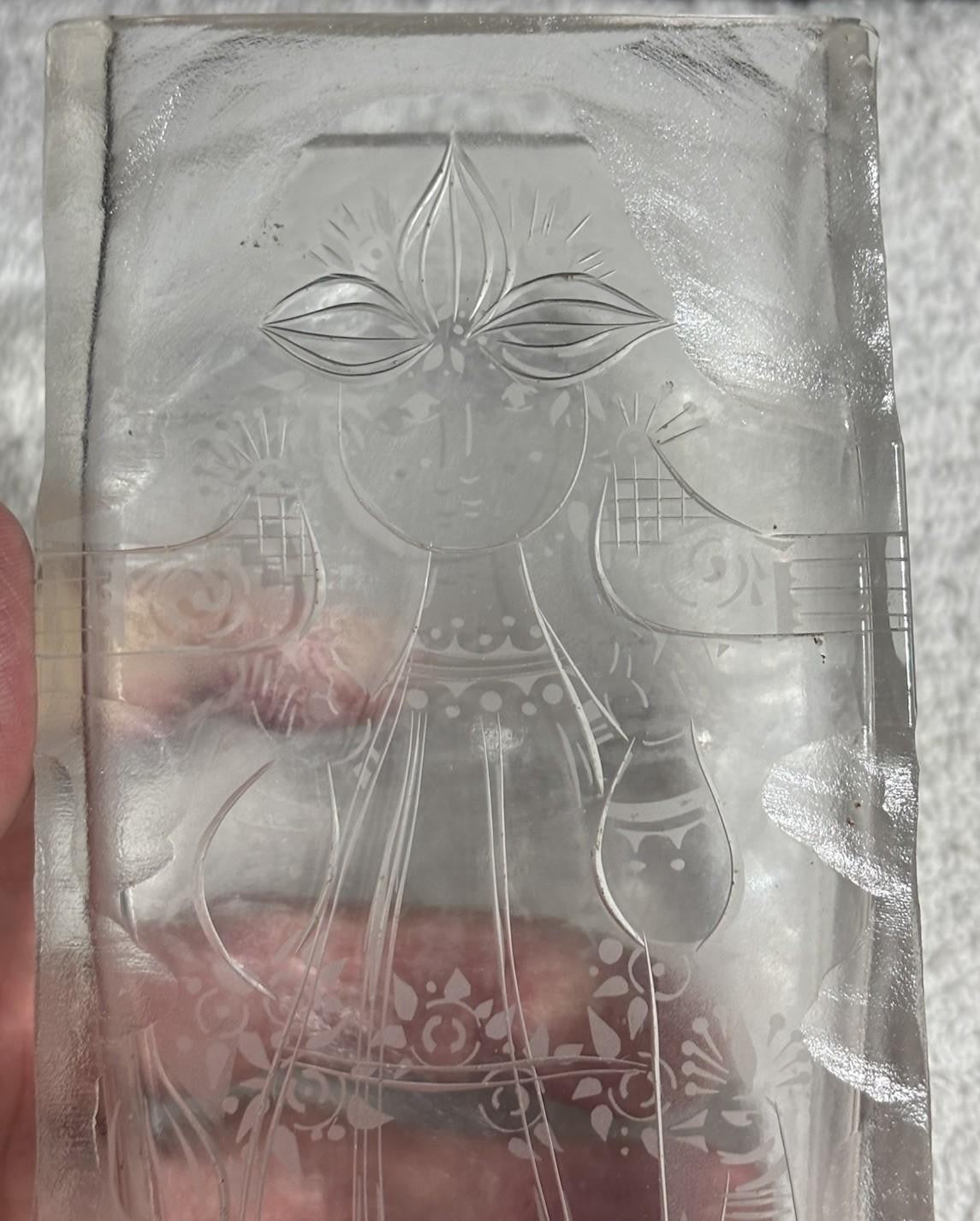 Rosenthal Germany Studio Linie Bjorn Wiinblad Carved  Engraved Glass Vase 8 7/8”