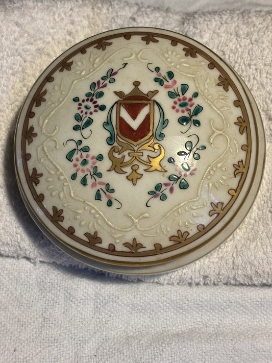 Antique Samson Paris Porcelain Armorial Box 5“ Across Hand Painted