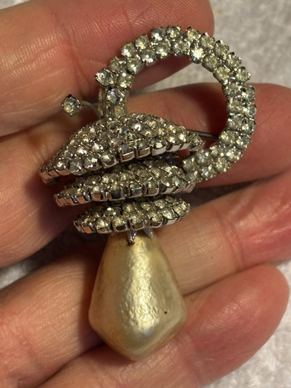 Vintage Vendome Brooch Signed Very Dimensional 2.5“ Long