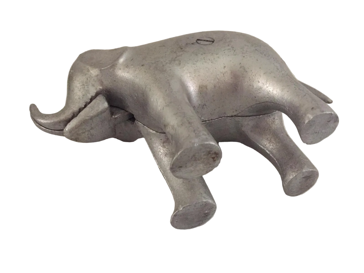 Vintage Cast Aluminum Elephant Figural Nut Cracker 6 1/2” Long 4 1/4” Tall