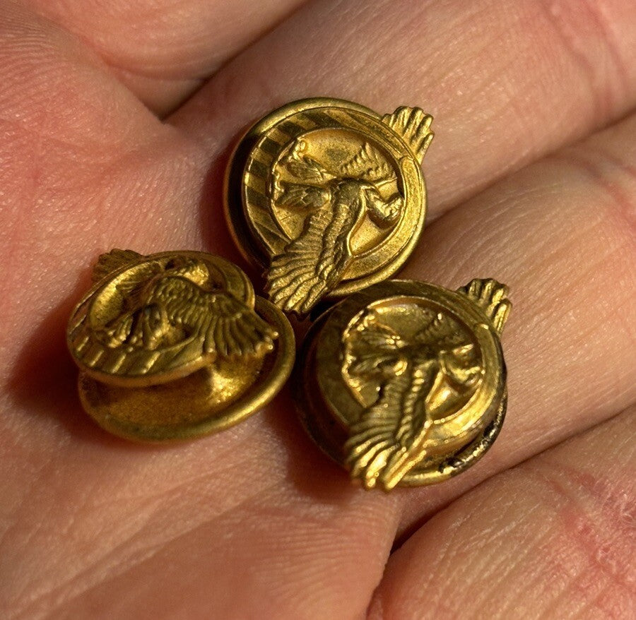 Vintage WWII Ruptured Duck Honorable Discharge Buttons US Military Set of 3